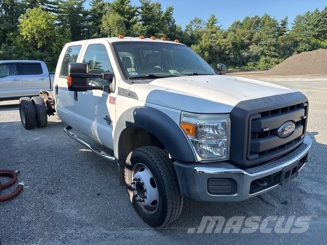 Ford F-550 Cabines e interior