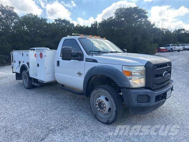 Ford F-550 Pick up de caixa aberta