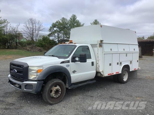 Ford F-550 Pick up de caixa aberta