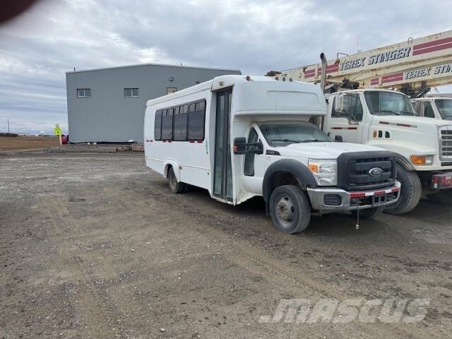 Ford F-550 Mini bus