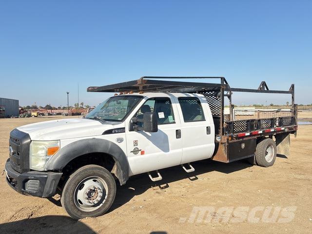 Ford F-550 Camiões estrado/caixa aberta