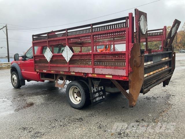 Ford F-550 Camiões estrado/caixa aberta