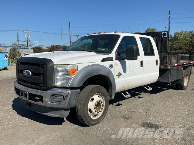 Ford F-550 Camiões estrado/caixa aberta