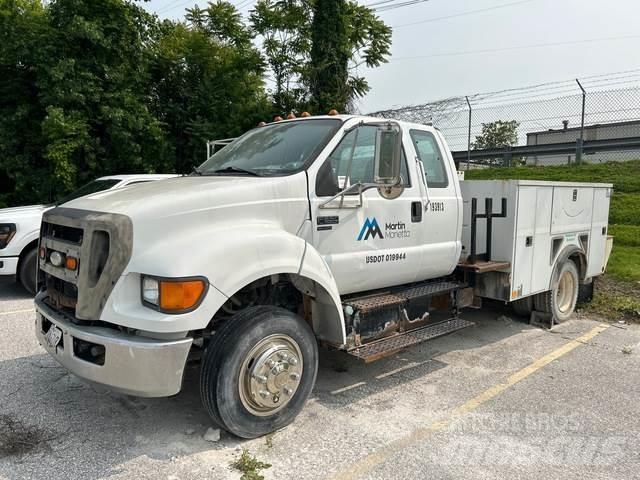 Ford F-650 Camiões Municipais / Uso Geral