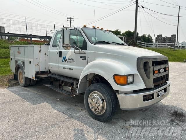 Ford F-650 Camiões Municipais / Uso Geral