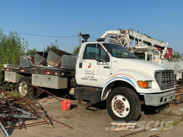Ford F-650 Camiões estrado/caixa aberta