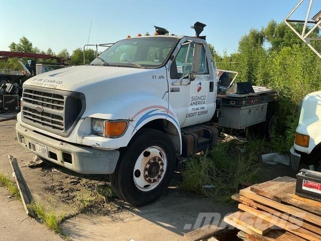 Ford F-650 Camiões estrado/caixa aberta