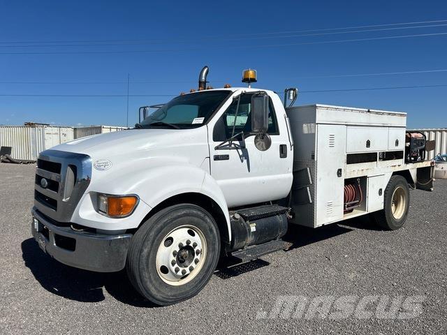 Ford F-650 Pick up de caixa aberta