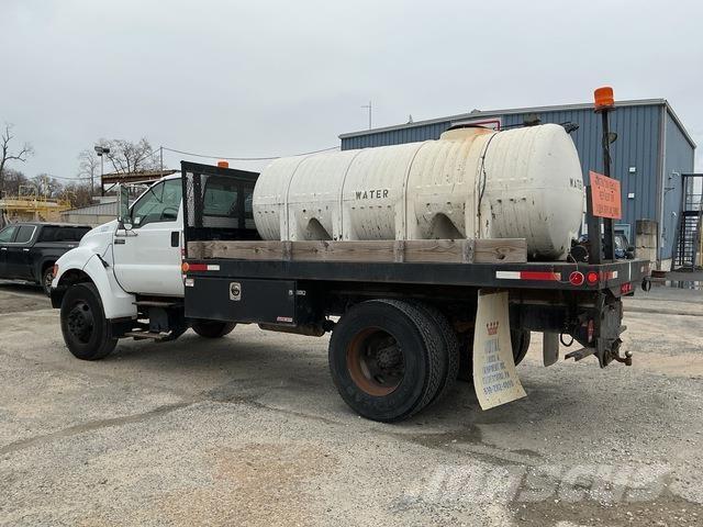 Ford F-650 Camiões estrado/caixa aberta