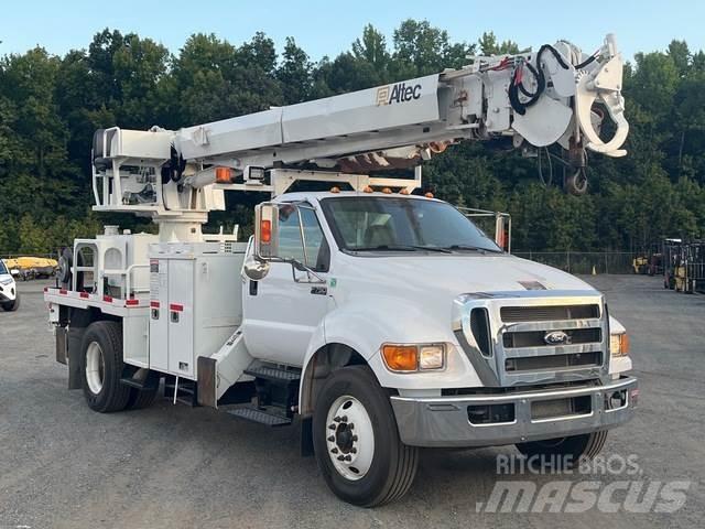 Ford F-750 Camiões de sonda de perfuração móvel