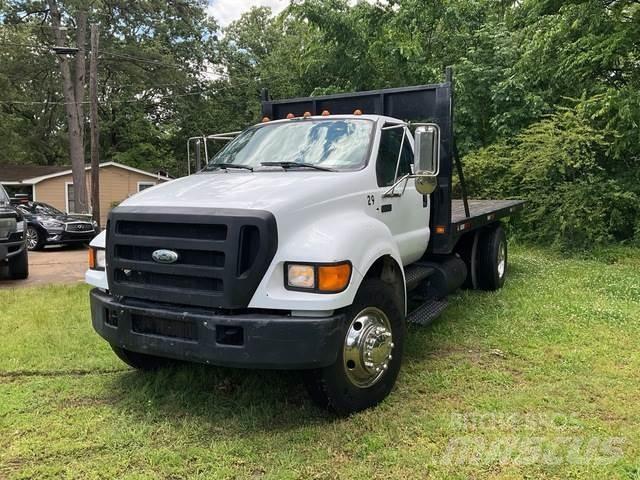 Ford F-750 Camiões estrado/caixa aberta