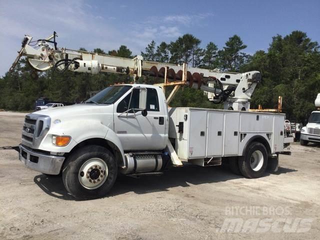 Ford F-750 Camiões de sonda de perfuração móvel