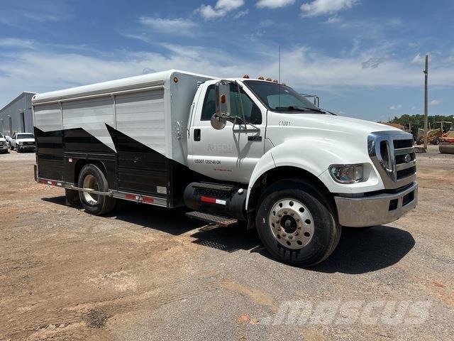 Ford F-750 Camiões-cisterna