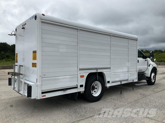 Ford F-750 Camiões de entrega de bebidas