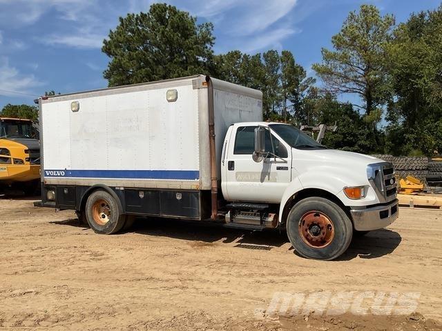 Ford F-750 Camiões-cisterna