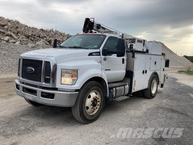Ford F-750 Camiões Municipais / Uso Geral