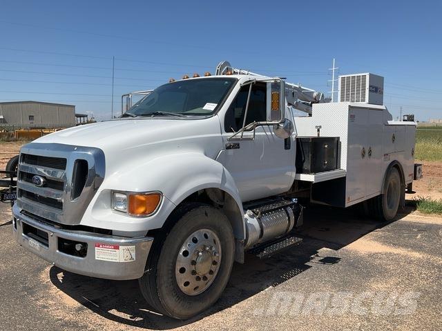 Ford F-750 Camiões Municipais / Uso Geral