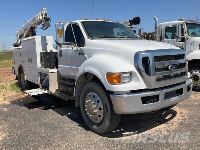 Ford F-750 Camiões Municipais / Uso Geral