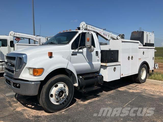 Ford F-750 Camiões Municipais / Uso Geral