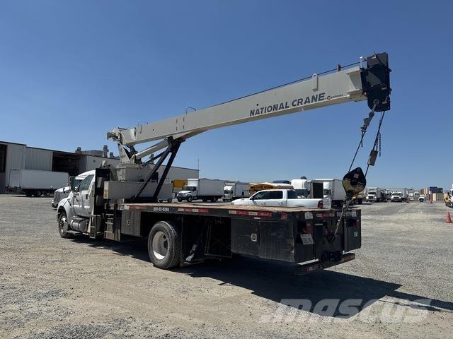 Ford F-750 Outros Camiões