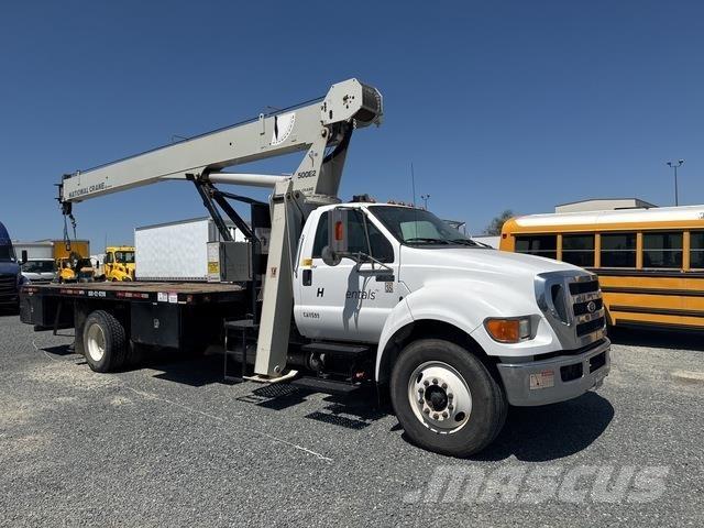 Ford F-750 Outros Camiões