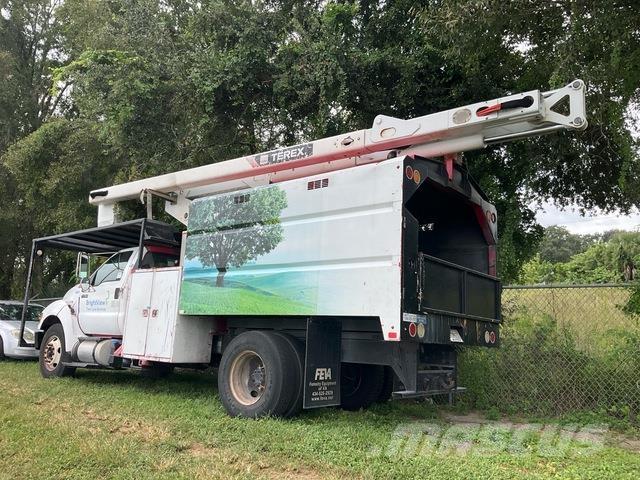 Ford F-750 Plataformas aéreas montadas em camião