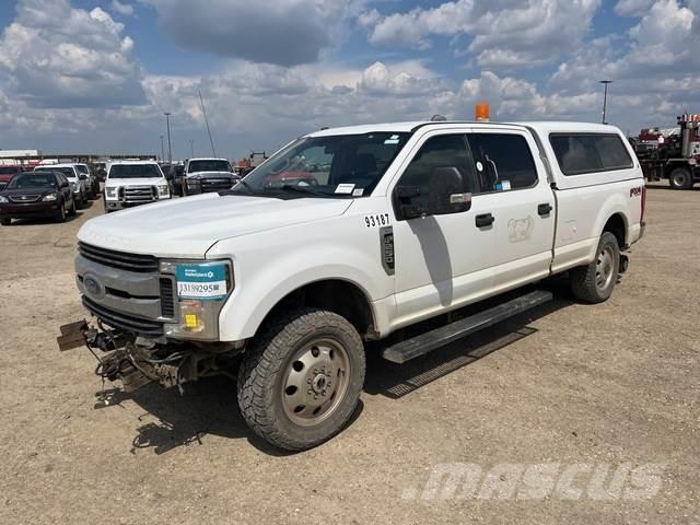 Ford F250 Outros