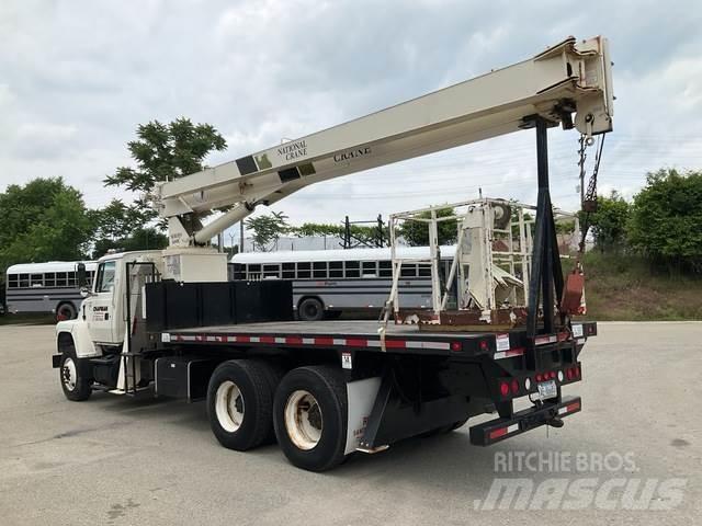 Ford L8000 Outros Camiões