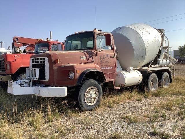 Ford L8000 Outros Camiões