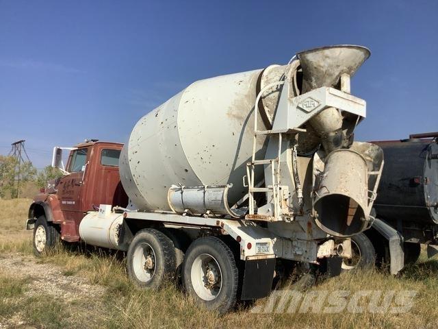Ford L8000 Outros Camiões