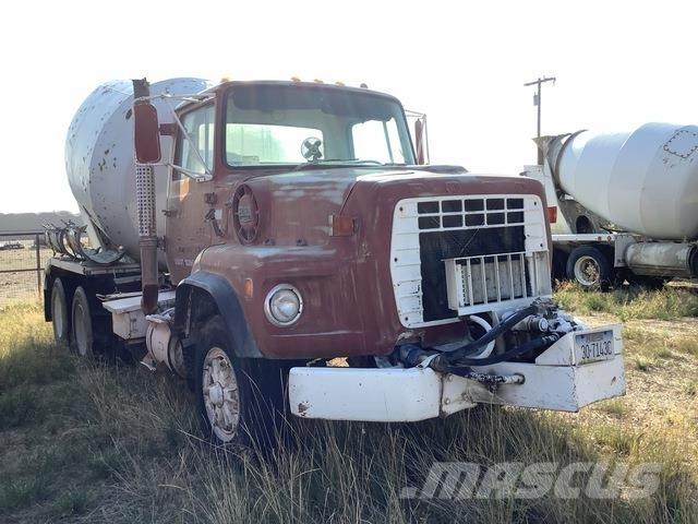 Ford L8000 Outros Camiões