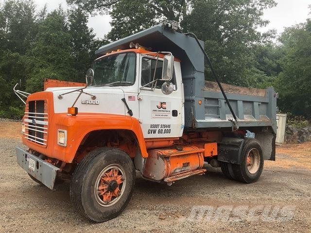 Ford L9000 Camiões basculantes