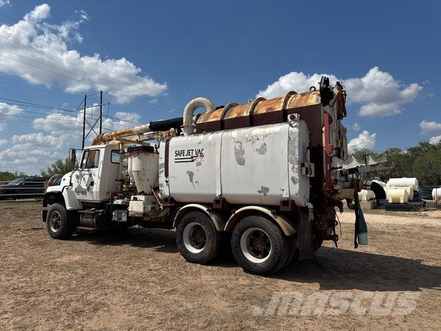 Ford LNT8000F Escavadoras de rastos