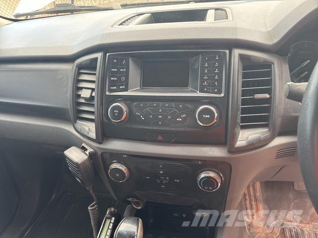 Ford Ranger Pick up de caixa aberta