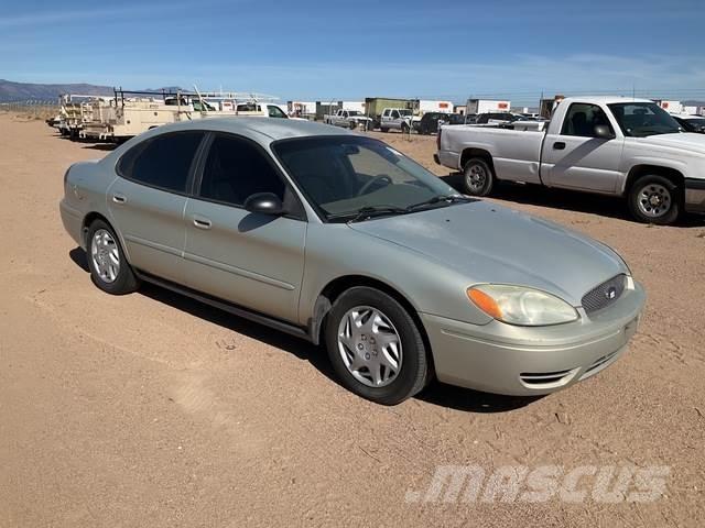 Ford Taurus SE Carros Ligeiros
