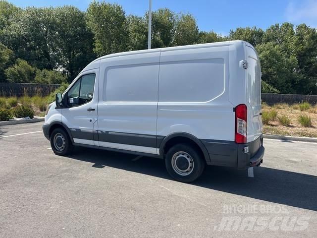 Ford Transit Carrinhas de caixa fechada