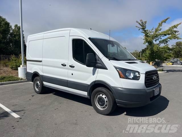Ford Transit Carrinhas de caixa fechada