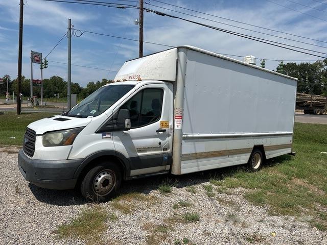 Ford Transit Camiões de caixa fechada