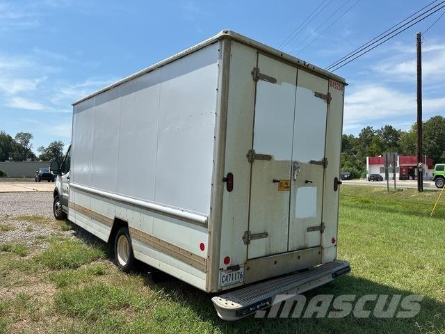 Ford Transit Camiões de caixa fechada