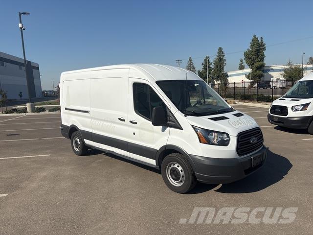 Ford Transit Carrinhas de caixa fechada
