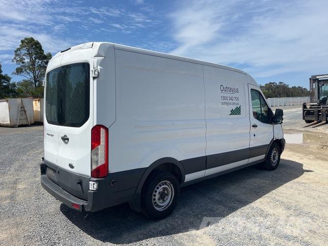 Ford Transit Carrinhas de caixa fechada