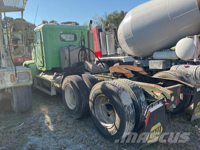 Freightliner  Tractores (camiões)