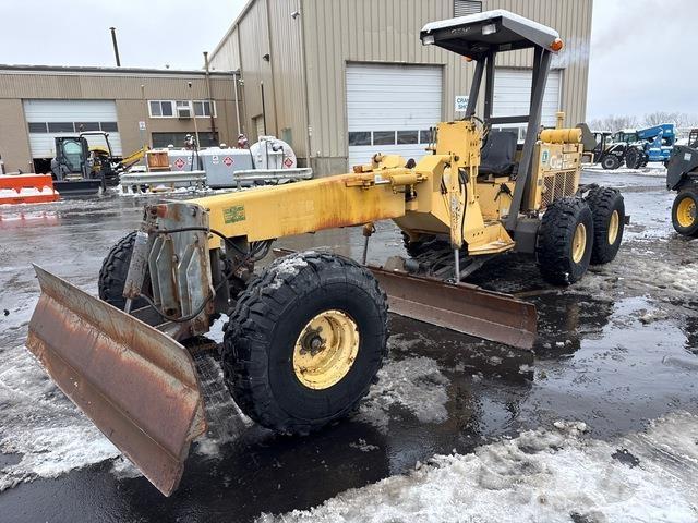 Gehl MG747B Motoniveladoras