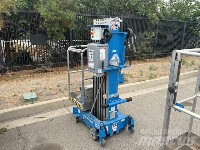 Genie AWP-30S Plataformas de Mastro Vertical