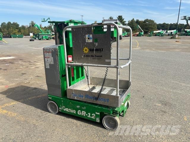 Genie GR-12 Plataformas de Mastro Vertical