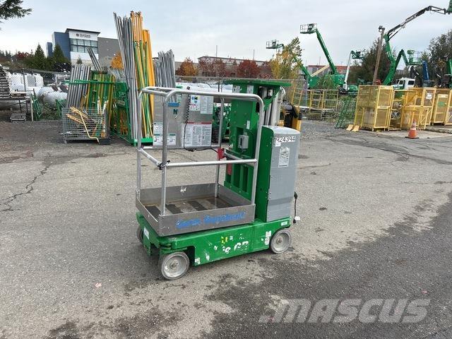 Genie GR-12 Plataformas de Mastro Vertical