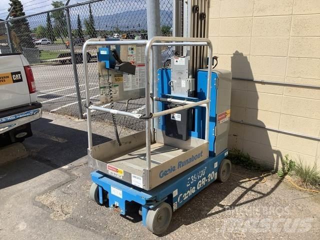 Genie GR-20 Plataformas de Mastro Vertical