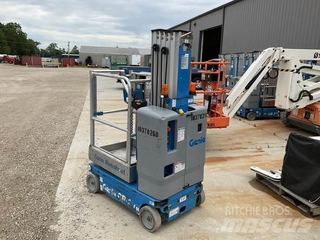 Genie GR-20 Plataformas de Mastro Vertical