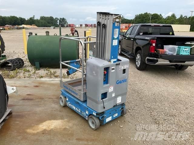 Genie GR-20 Plataformas de Mastro Vertical