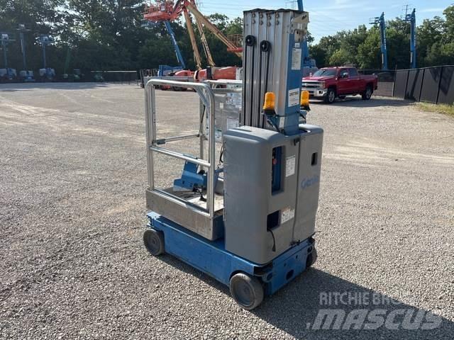 Genie GR-20 Plataformas de Mastro Vertical